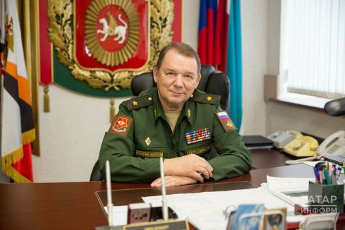 Ракетчиков и артиллеристов с профессиональным праздником поздравил Сергей Погодин