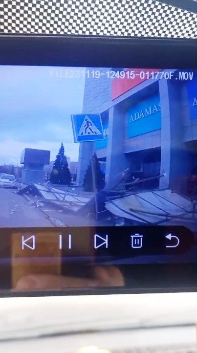 Ураган в Сибири унес несколько жизней