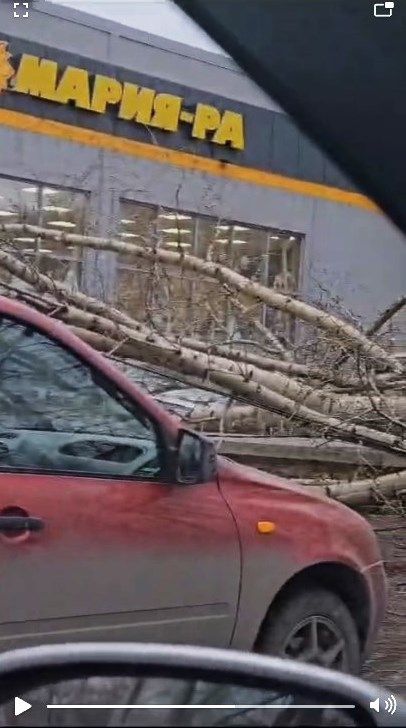 Ураган в Сибири унес несколько жизней