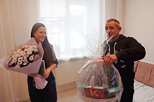 Ильдус Зарипов поздравил с Днем матери жен и матерей мобилизованных