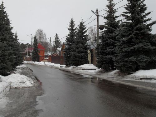 В среду лаишевцев ждут сильный снег, метель и гололед