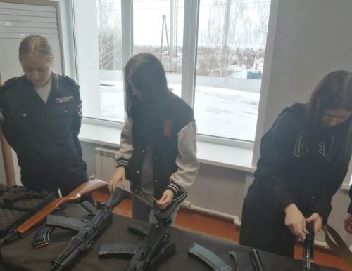 Около 60 школьников посетили Лаишевский техникум в День открытых дверей