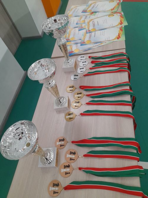 Кирбинская школа стала хозяйкой шахматного турнира