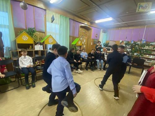 Лаишевских гимназистов познакомили с традициями празднования Рождества