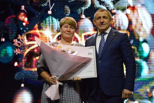 Деловой понедельник Совета района прошел в праздничном формате в РДК Лаишева