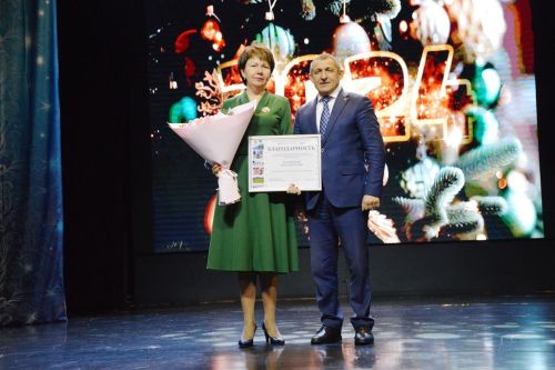 Деловой понедельник Совета района прошел в праздничном формате в РДК Лаишева