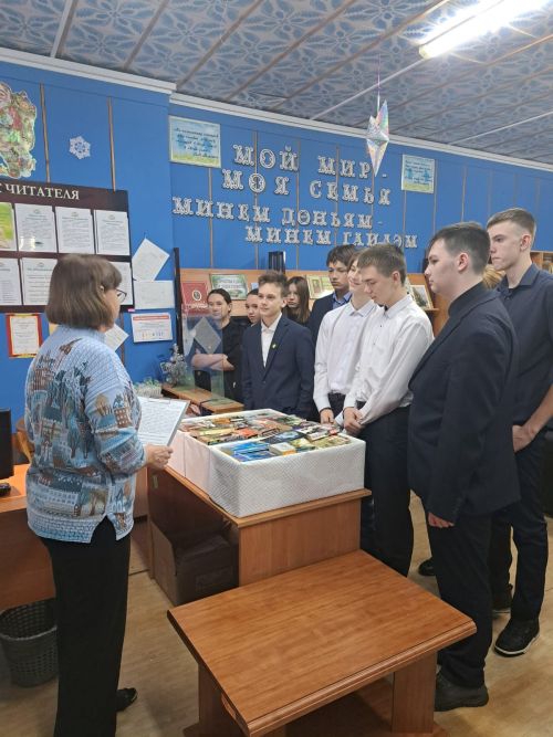Лаишевские школьники прошли новогодний квест в Лаишевской библиотеке