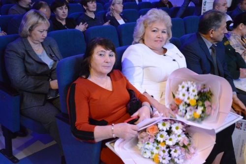 Деловой понедельник Совета района прошел в праздничном формате в РДК Лаишева