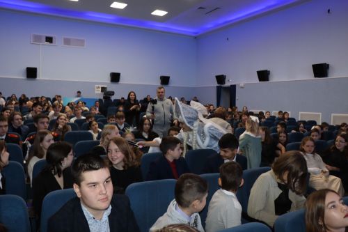 Активных и одаренных детей района чествовали в канун Нового года