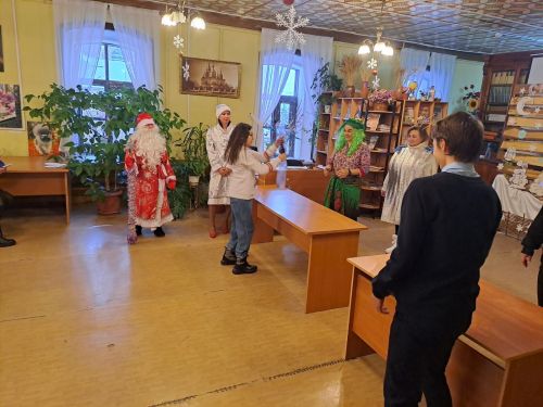 Лаишевские школьники прошли новогодний квест в Лаишевской библиотеке
