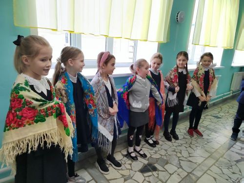 В Большекабанской школе блины пекут на Масленицу