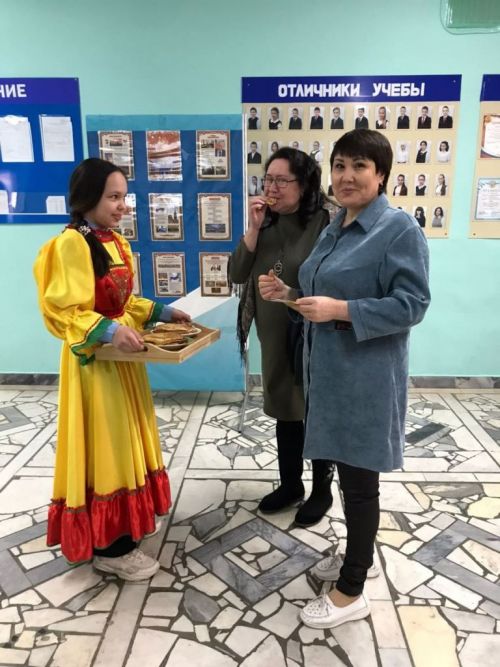 В Большекабанской школе блины пекут на Масленицу