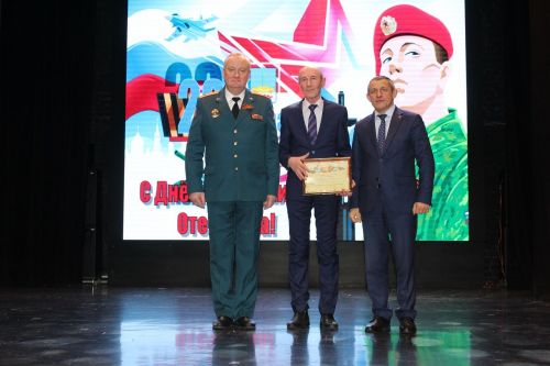 Защитников Отечества лаишевцы приветствовали стоя