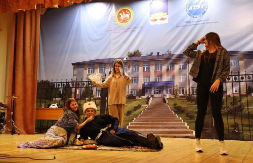 «Я молодой!»: парням из ЛТЭТ все по плечу