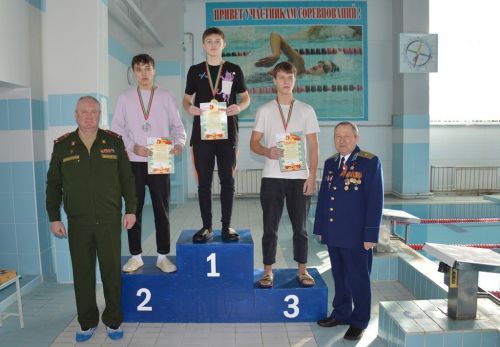 Лаеш районының иң яхшы йөзүчеләренә медальләр тапшырылды
