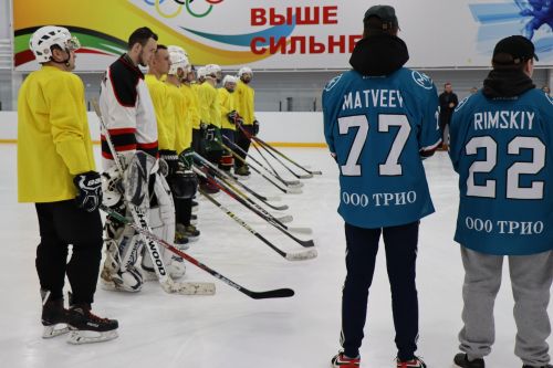Стали известны результаты первого тура по хоккею в Лаишеве среди мужчин на кубок Mr. Ricco 2023