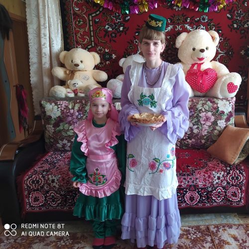 Энже Даянова делится снимком на ФОТОконкурс «Мамы рулят»