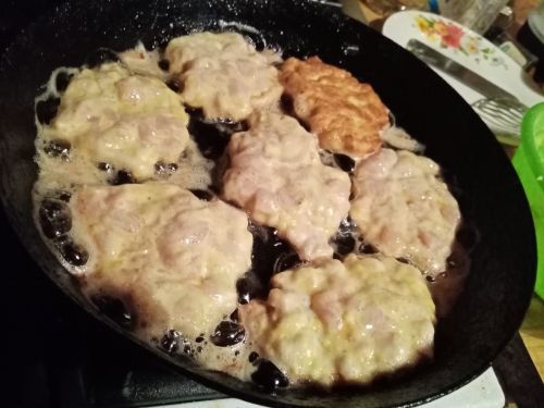 Готовим рубленные куриные оладьи