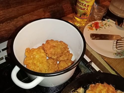 Готовим рубленные куриные оладьи