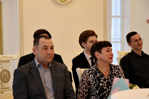 Казанцы приехали в Лаишево заключить брак в красивую дату