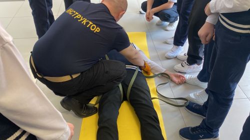 Лицеисты Лаишевского района учились правильно эвакуировать людей во время чрезвычайных ситуаций