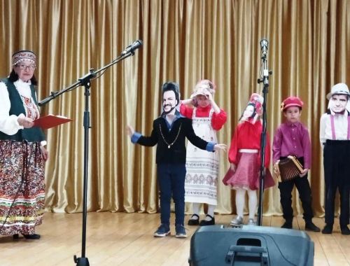 В Вербное воскресенье фольклорный ансамбль «Берегиня» провел в Каипском доме культуры концерт