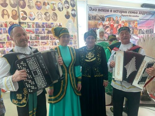 Семья Валиуллиных участвовала в зональном этапе фестиваля родословных «Эхо веков в истории семьи – Тарихта без эзлебез»
