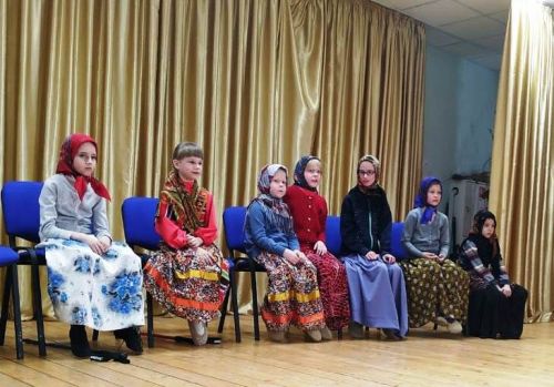 В Вербное воскресенье фольклорный ансамбль «Берегиня» провел в Каипском доме культуры концерт
