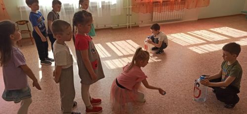 Детям детского сада Лаишевского района провели музыкальное занятие в честь Дня космонавтики