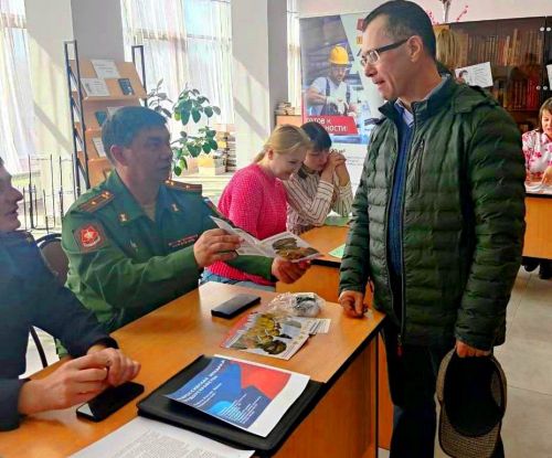 Актуальное интервью. Айрат Гайнуллин о контактной службе в Российской армии