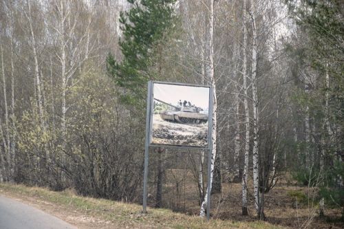 На полигоне танкового училища прошли учебные стрельбы для школьников Лаишевского района