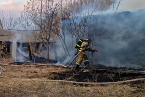 Сгорел дом в Лаишевском районе