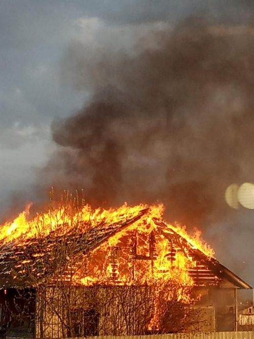 Сгорел дом в Лаишевском районе