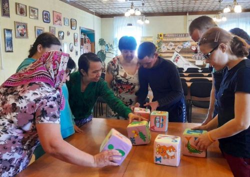 В Лаишевской библиотеке организовано путешествие в мир семьи на интеллектуальном дилижансе