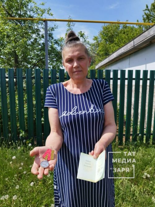 Военного медика из Алексеевского района наградили медалью Жукова