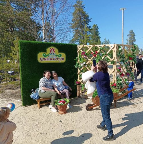 Казанские артисты выступали в ЯНАО на Сабантуе в г. Губкинский