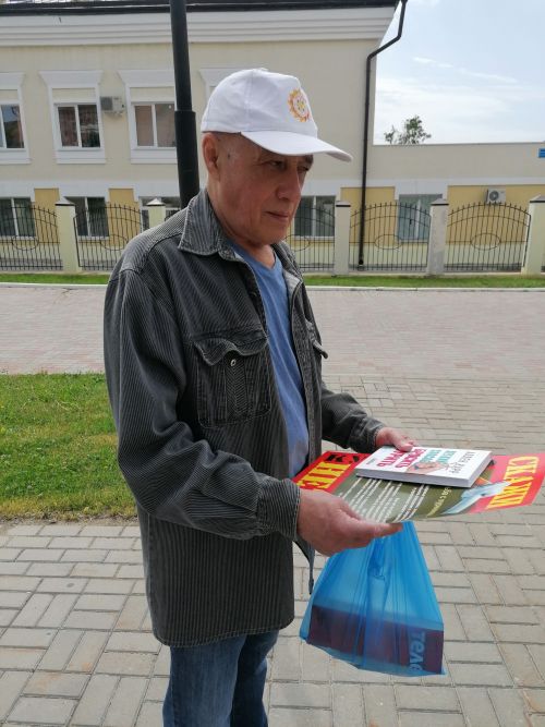 Уличная акция «Нет табачному дыму» прошла в Лаишево