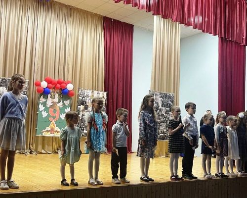 В концерте в Большекабанском сельском клубе участвовали лучшие коллективы