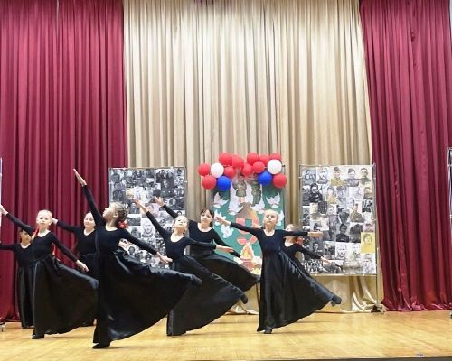 В концерте в Большекабанском сельском клубе участвовали лучшие коллективы
