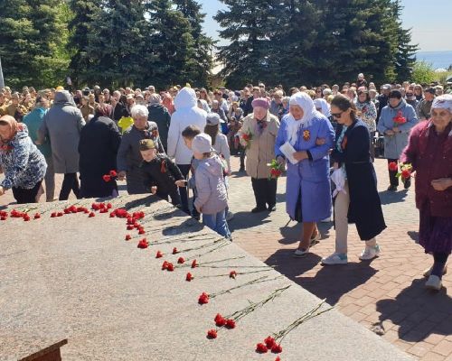 Митинг в лаишевском парке Победы собрал тысячи людей