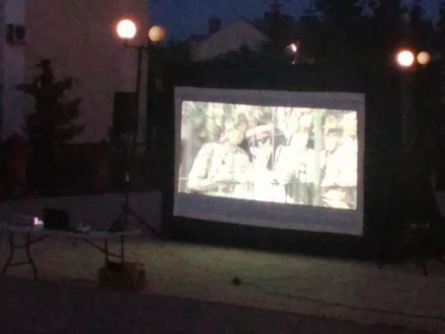 Яркая вечерняя программа празднования Дня Победы в Лаишеве
