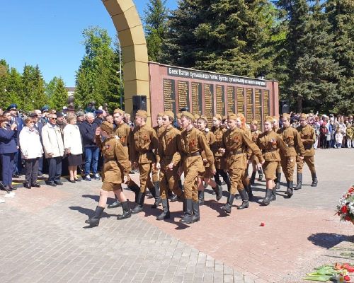 Митинг в лаишевском парке Победы собрал тысячи людей