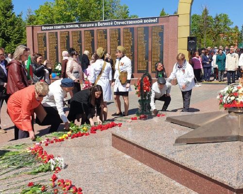 Митинг в лаишевском парке Победы собрал тысячи людей
