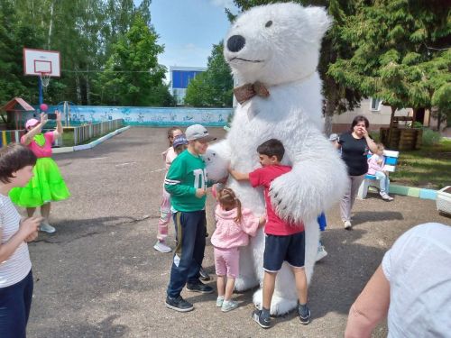 Дети Лаишевского реабилитационного центра совершили путешествие в страну сказок