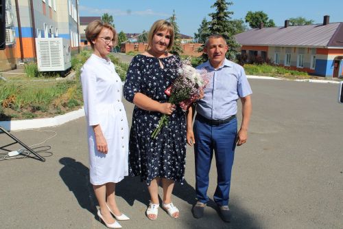 Глава Лаишевского района поздравил медицинских работников с Днем медика