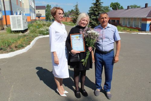 Глава Лаишевского района поздравил медицинских работников с Днем медика