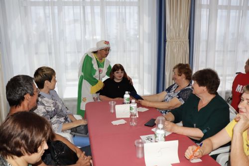 Мөмкинлекләре чикле кешеләр өчен «Күңелле һәм тапкырлар клубы» «Россия көне» бәйрәменә багышланды