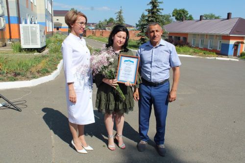 Глава Лаишевского района поздравил медицинских работников с Днем медика