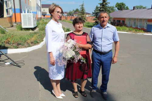 Глава Лаишевского района поздравил медицинских работников с Днем медика