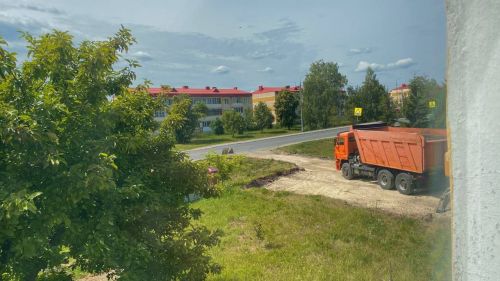 Началось благоустройство двора по улице Лебедевой в Лаишево